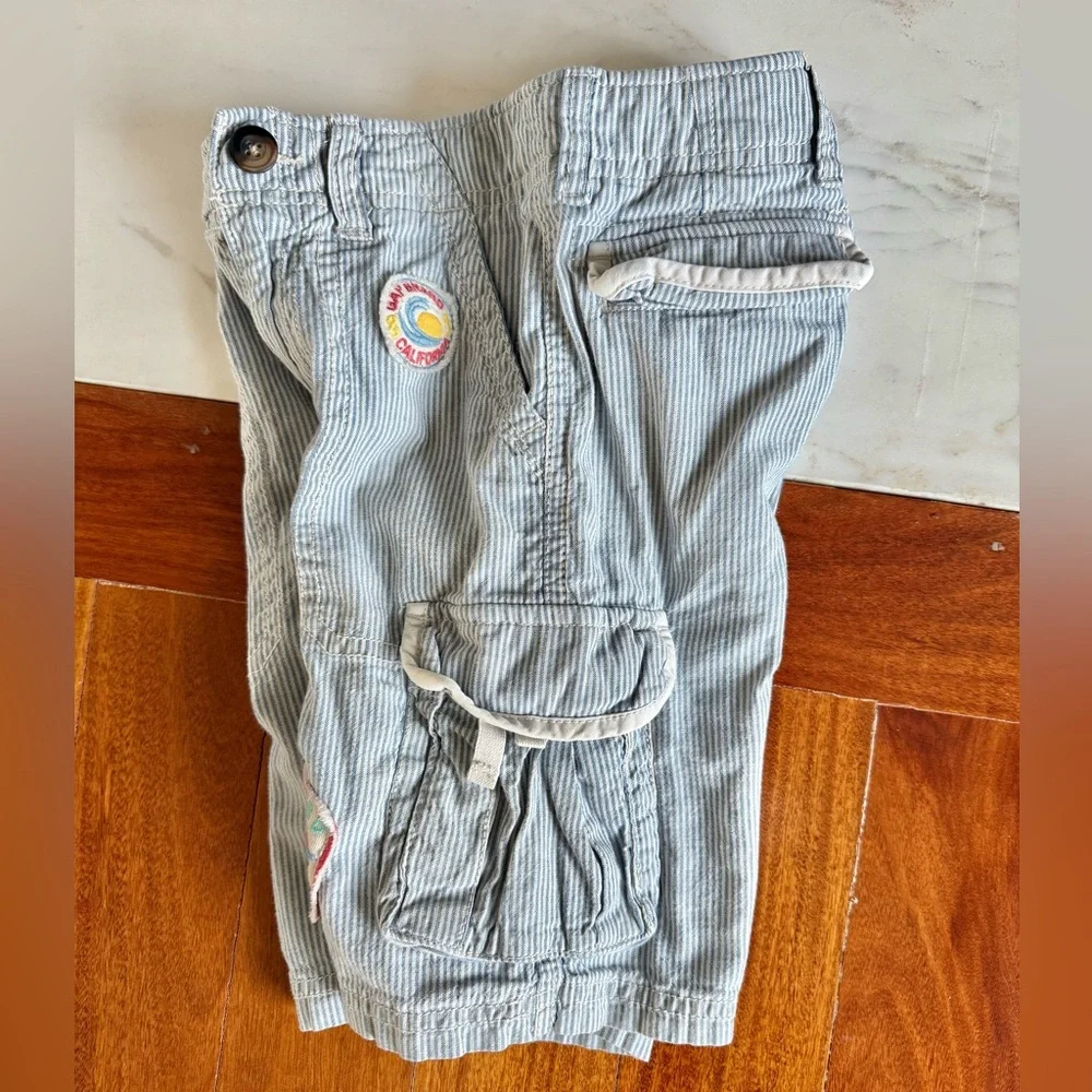 BABY GAP Boys Striped Cargo Toddler Shorts 🩳 with Patches kids short Size 5 Year